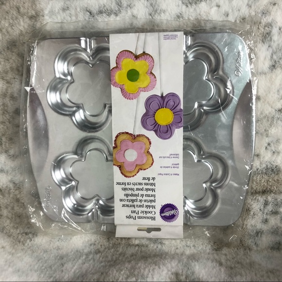 Wilton Blossom Pops Cookie Pan Aluminum NWT
